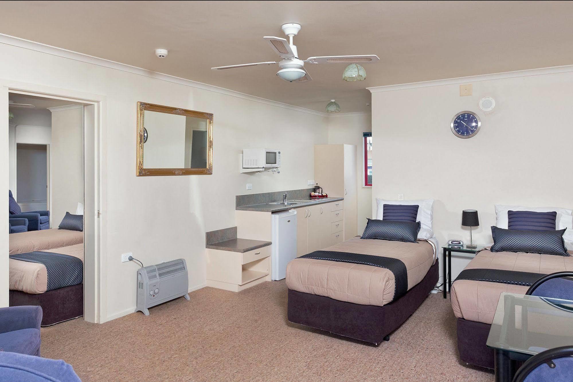 Bk'S Rotorua Motor Lodge Экстерьер фото
