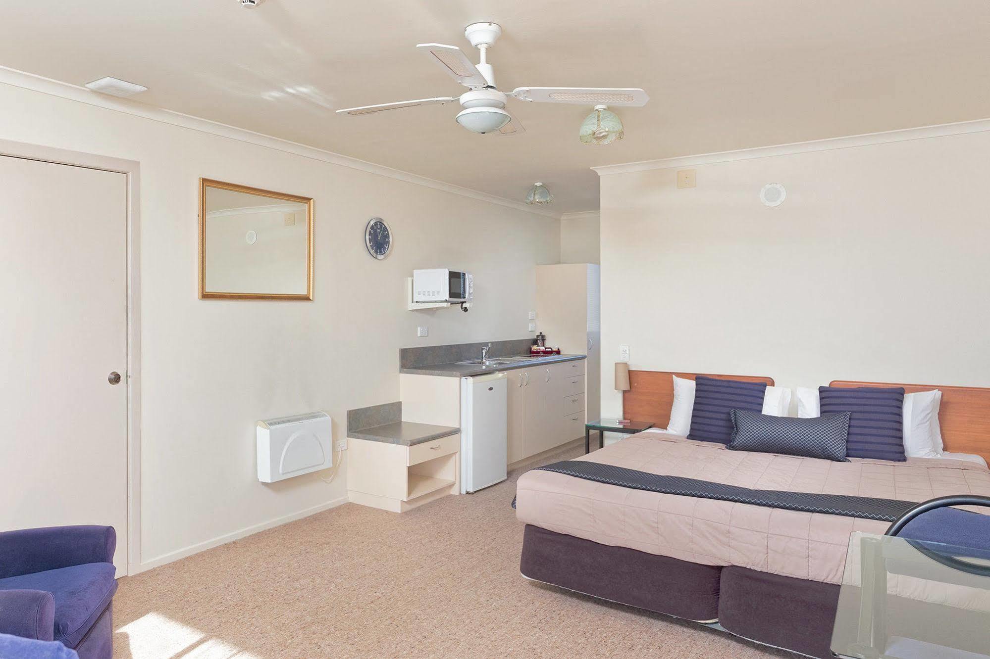 Bk'S Rotorua Motor Lodge Экстерьер фото